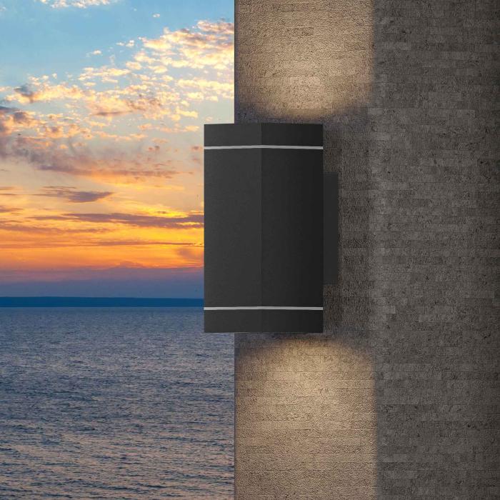 LISA | Veggspot | B:D:H 6,5 x 10 x 11 cm | Svart / aluminium | 2x20W | uteområde