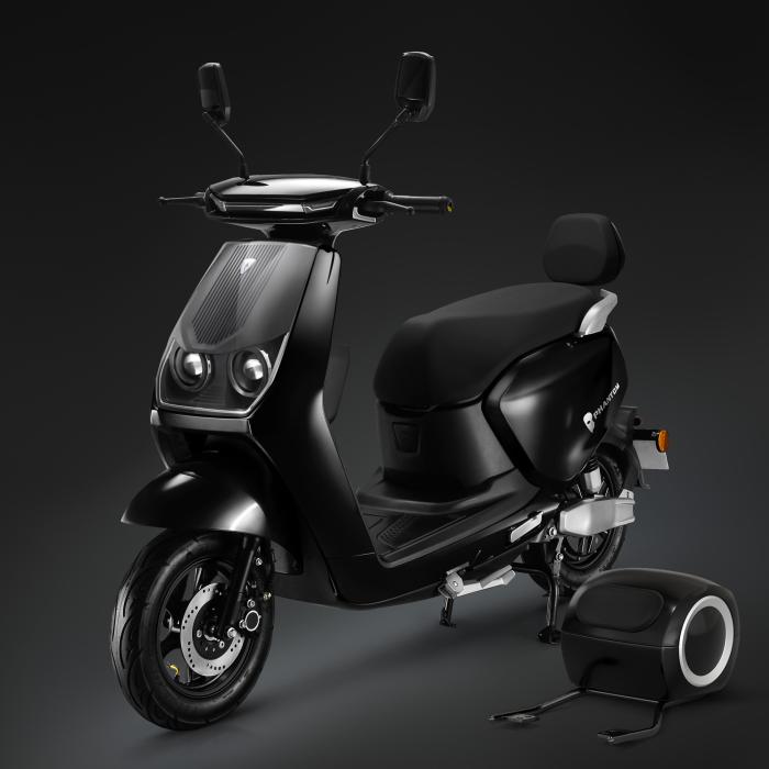PHANTOM | E-Scooter | Blybatteri | 1200 Watt | 42km/h | Sort | + bagagebærer PHANTOM | E-Scooter | Blybatteri | 1200 Watt | 42km/h | Sort | + bagagebærer
