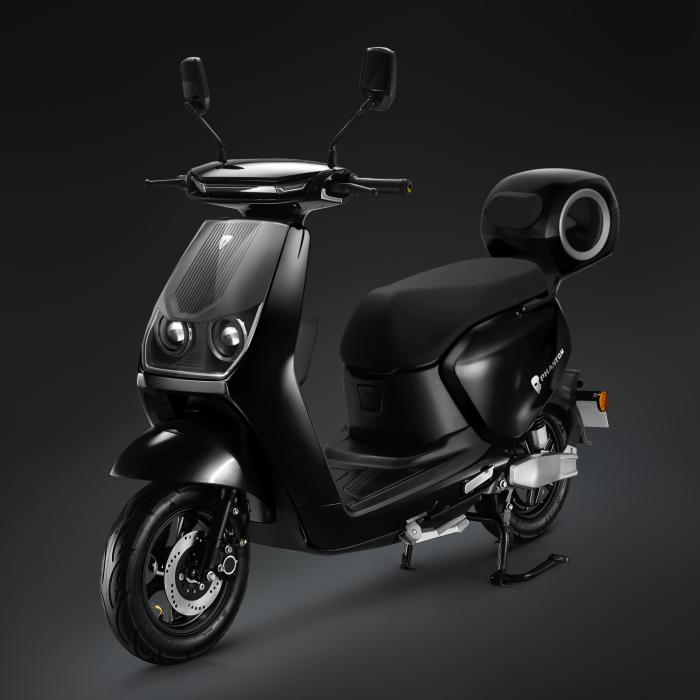 PHANTOM | E-Scooter | Blybatteri | 1200 Watt | 42km/h | Sort | + bagagebærer PHANTOM | E-Scooter | Blybatteri | 1200 Watt | 42km/h | Sort | + bagagebærer