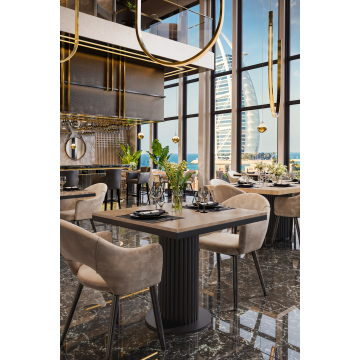 VERONA STEEL | Gastro Massiv Bordplate | B:T 70 x 70 cm | Eik | Firkantet